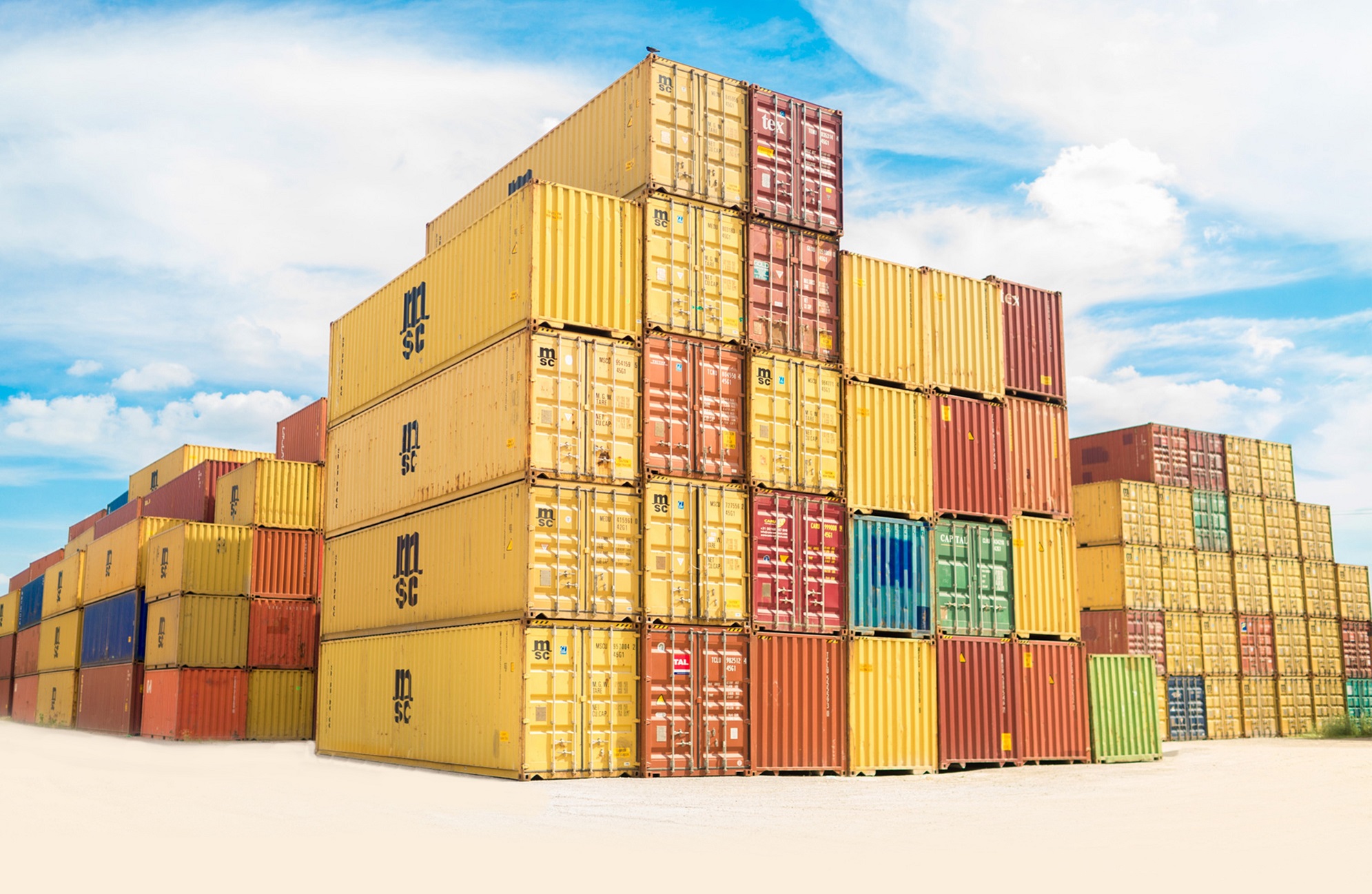 Seamless container logistics symbolising harmonised reference data